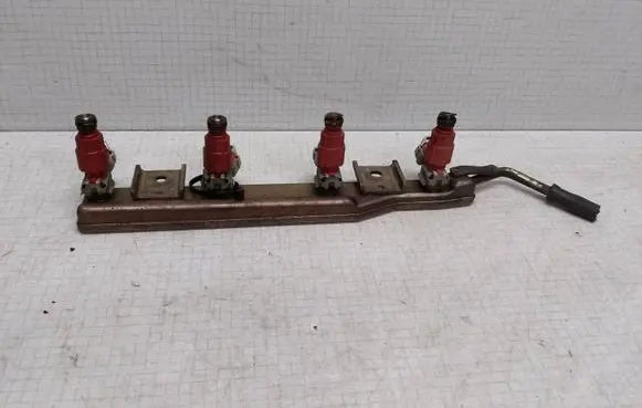 Nissan Primera Fuel injectors set 0280155940