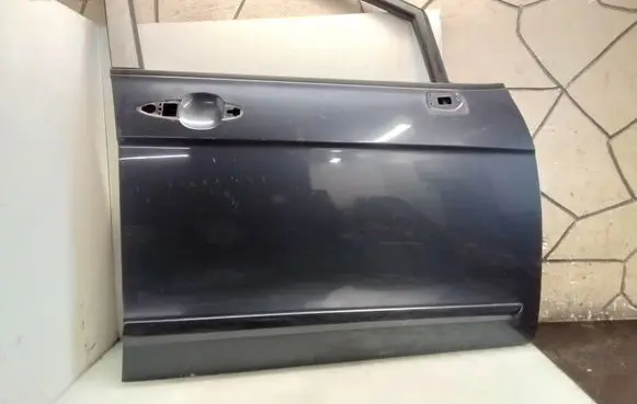 Honda FR-V Front door