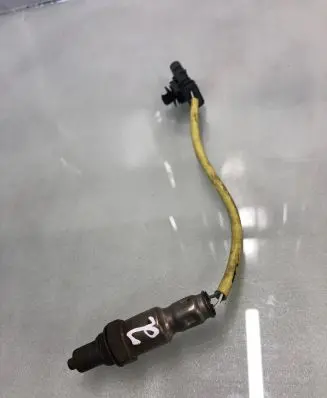 Citroen C4 III e-C4 Lambda probe sensor 9830447680