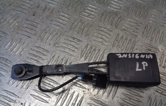 Opel Insignia A Front seatbelt
