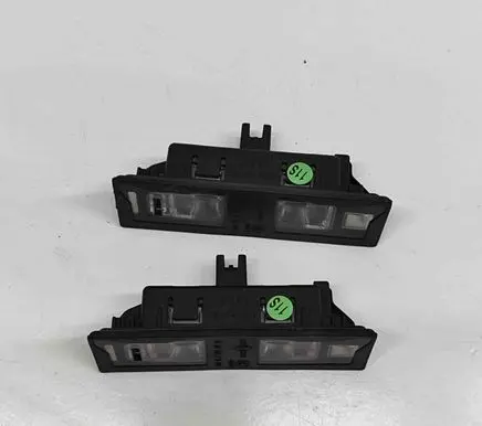 Audi A5 Number plate light 8W6943021