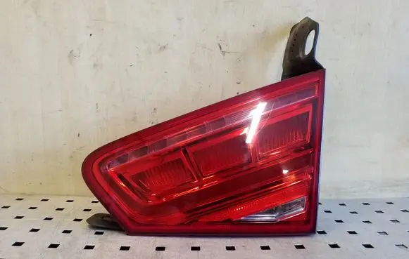 Audi A8 S8 D4 4H Tailgate rear/tail lights 4H0945094
