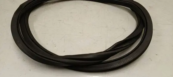 Volkswagen Taigo Rear door rubber seal (on body) 2G6867913B