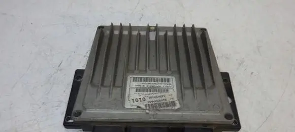 Renault Kangoo II Engine control unit/module ECU 8200909666