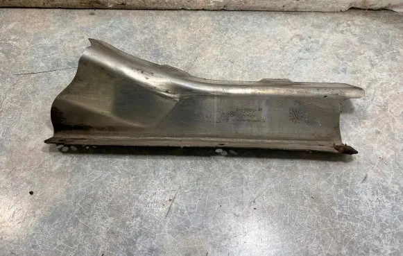 BMW 5 F10 F11 Heat shield in engine bay 7185204 24640010 51487185204
