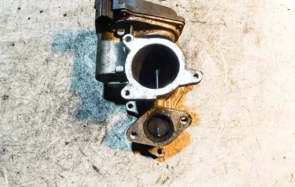 Audi A6 S6 C6 4F EGR valve 03G131501B