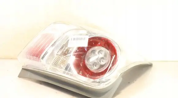 Toyota Corolla Verso AR10 Rear/tail lights