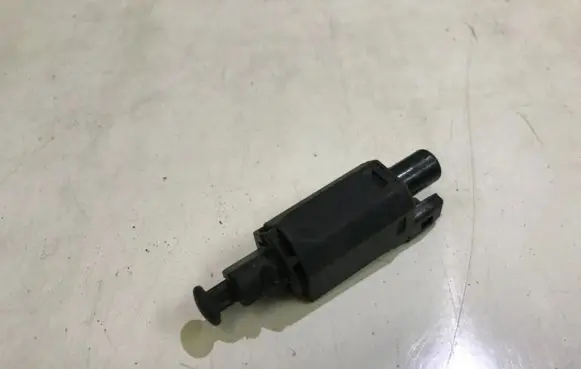 Volkswagen Transporter - Caravelle T4 Brake pedal sensor switch 191945515b