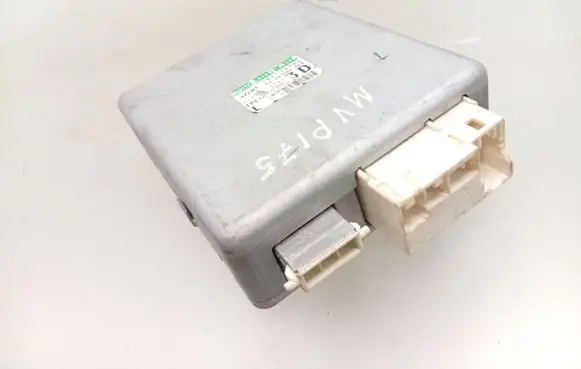 Toyota Auris 150 Power steering control unit/module 99136700 6700001464 8965002390
