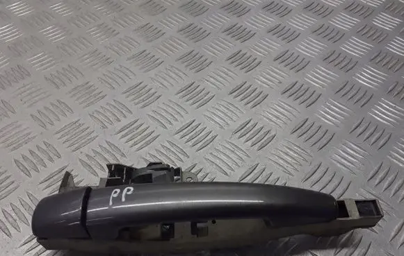 Peugeot 407 Front door exterior handle/bracket 9682508080