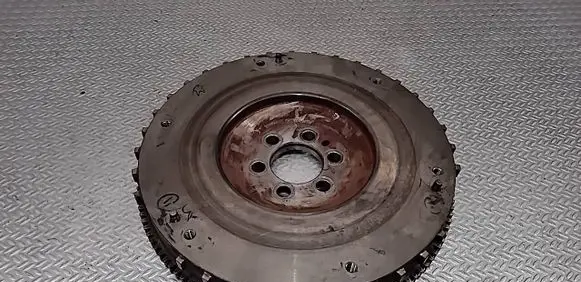 Nissan Note (E12) Flywheel 