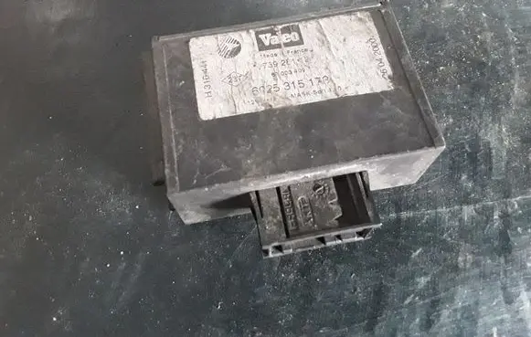 Renault Espace III Other relay 6025315178