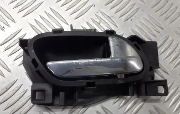 Citroen C4 I Picasso Rear door interior handle trim 96555516VD