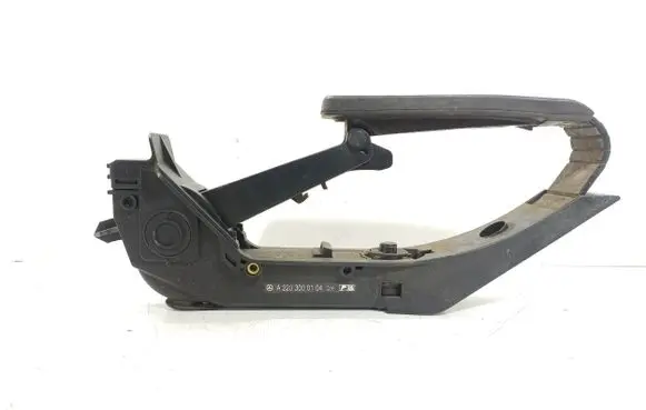 Mercedes-Benz S W221 Accelerator throttle pedal A2203000104