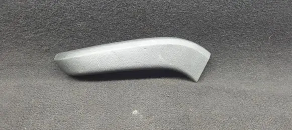 Skoda Yeti (5L) Other front door trim element 5L0867197