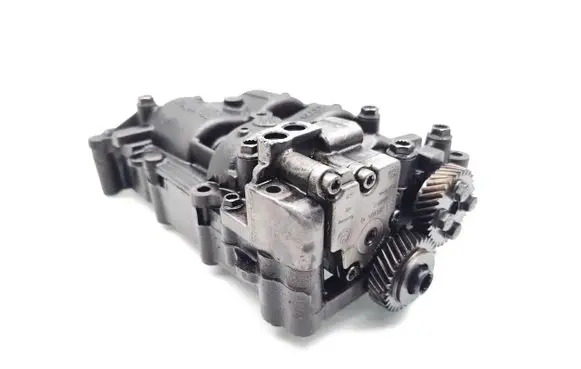 Volkswagen PASSAT B6 Oil pump balance shaft 03L103537