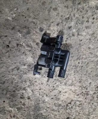 Coolant heater control valve