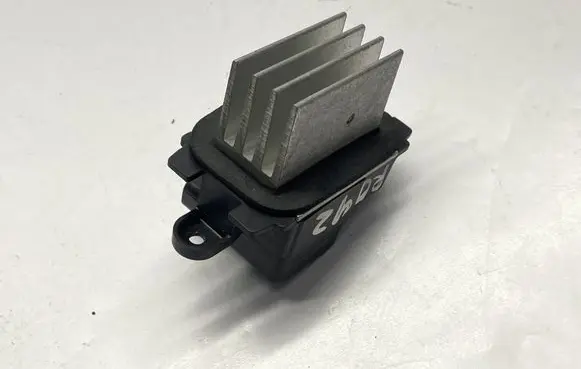 Ford Mustang VI Heater blower fan relay 9L3419E624AC