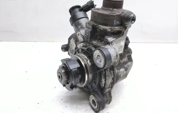 Volvo S60 Fuel injection high pressure pump 31272896 0445010618