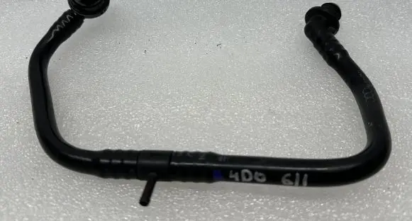 Volkswagen PASSAT B5.5 Vacuum line/pipe/hose 4D0611813A