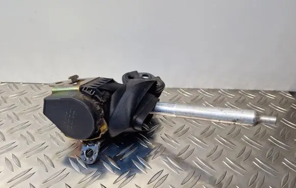 Audi A6 S6 C4 4A Front seatbelt