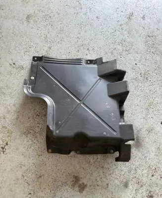 Front underbody cover/under tray