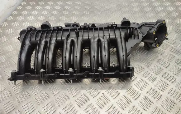 Land Rover Range Rover Evoque L538 Intake manifold G4D318N968AA G4D39424CB 0261230426