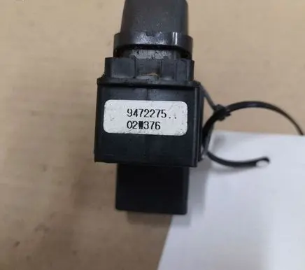 Volvo V70 Electric window control switch 9472275
