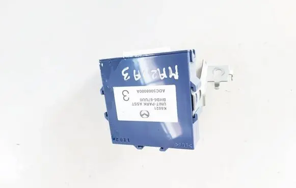 Mazda 3 II Door central lock control unit/module BHB667UU0 ADC5008000A K6021
