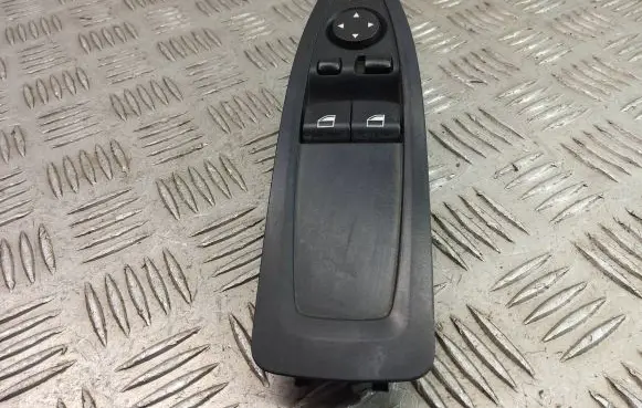 BMW 4 F32 F33 Electric window control switch 9226269