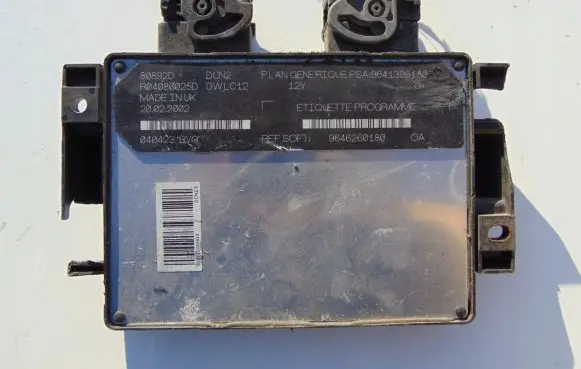 Peugeot Partner Engine control unit/module 9641390180 9646260180