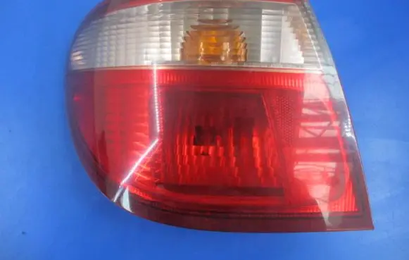 Nissan Almera Tino Rear/tail lights
