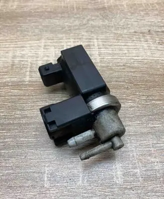 Renault Laguna II Turbo solenoid valve 8200412005