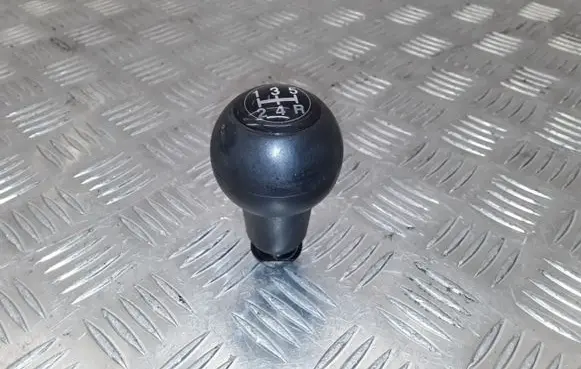KIA Rio Gear lever shifter trim leather/knob