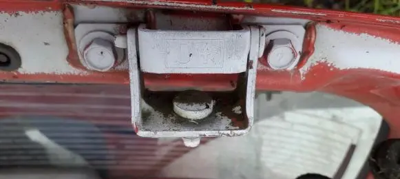 Nissan Micra Tailgate/trunk/boot hinge