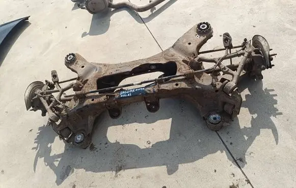 Jaguar XF X250 Rear axle beam 