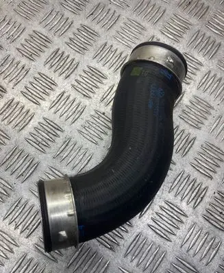 Audi A4 S4 B7 8E 8H Intercooler hose/pipe 1K0145838D