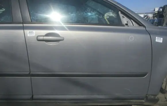 Volvo S40 Front door