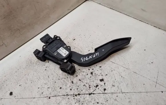 Opel Signum Accelerator throttle pedal 6PV00832200 9186724