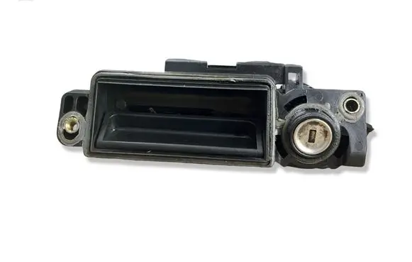 Mercedes-Benz E W211 Tailgate/trunk/boot exterior handle A2037500693