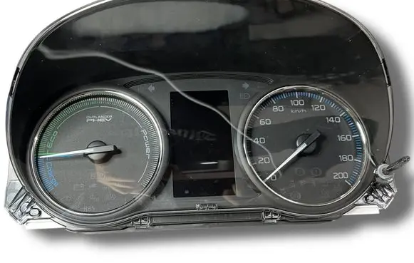 Mitsubishi Outlander Clock T761 8100C543