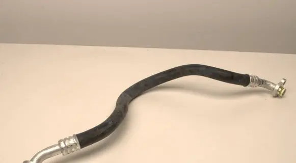 Volvo V60 Air conditioning (A/C) pipe/hose 32400318