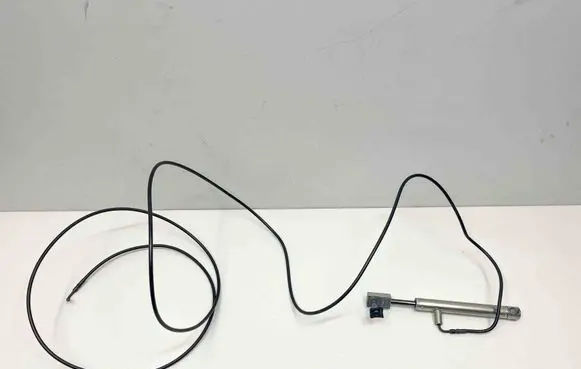 Mercedes-Benz SL R230 Convertible roof main ram cylinder A2308001572 2308001572