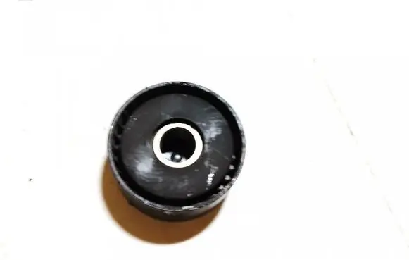 BMW 5 GT F07 Belt tensioner pulley
