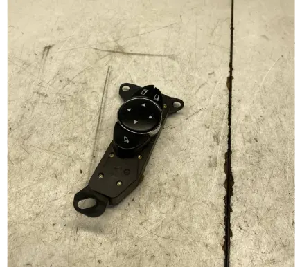 Mercedes-Benz E W211 Wing mirror switch 2118208510 03211011