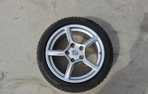 Porsche Boxster 982 R18 alloy rim 982601025M 982601025