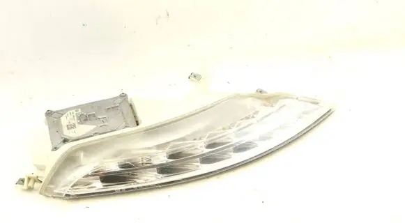 BMW 6 E63 E64 Front indicator light 7176872 63137176872 031133100200