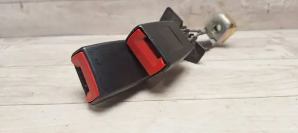 Volkswagen PASSAT B5.5 Rear seatbelt buckle 3B0857739B 3B0857739