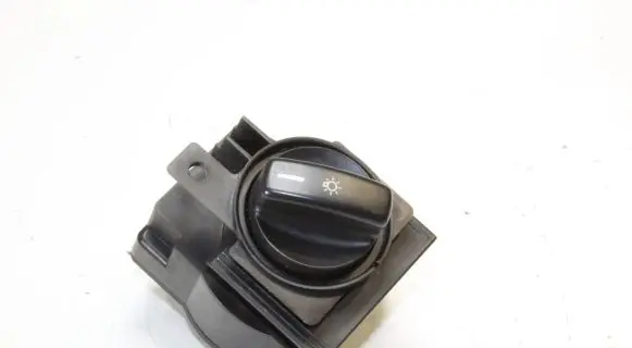 Mercedes-Benz B W245 Light switch 1695453004 A1695453004