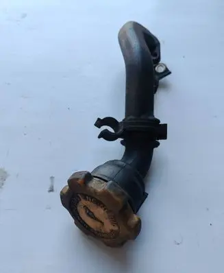 Subaru Impreza II Oil fill pipe 